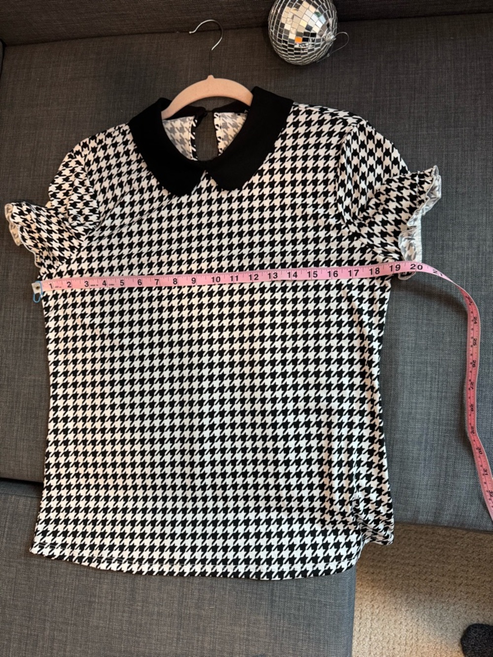 Black & White Houndstooth Peter Pan Collar Top - Picture 7 of 8